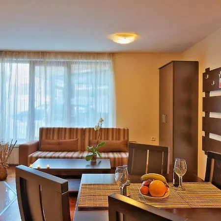 Апарт-отель Grand Montana 2*